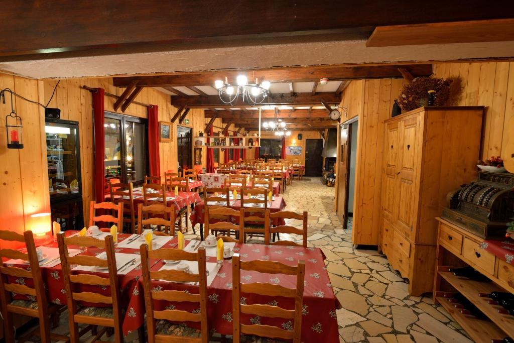 Hotel Le Cairn Les Deux Alpes Exterior photo