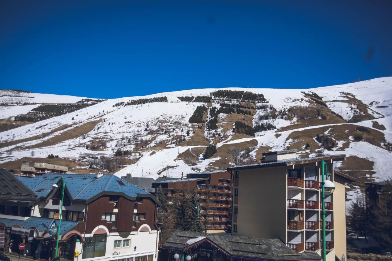 Hotel Le Cairn Les Deux Alpes Exterior photo